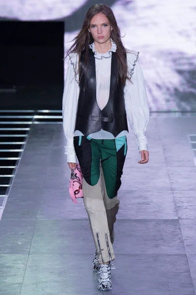 Look 20